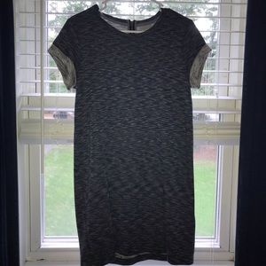 Kenar Size S Short-Sleeve Dress